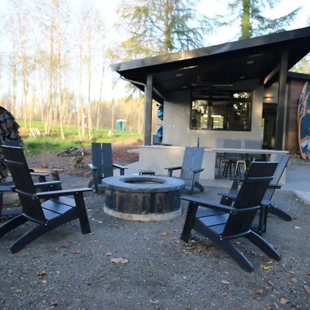 Luxe Lake Cabin Hot Tub Grill Firepit Ev Charger Onalaska Exterior photo